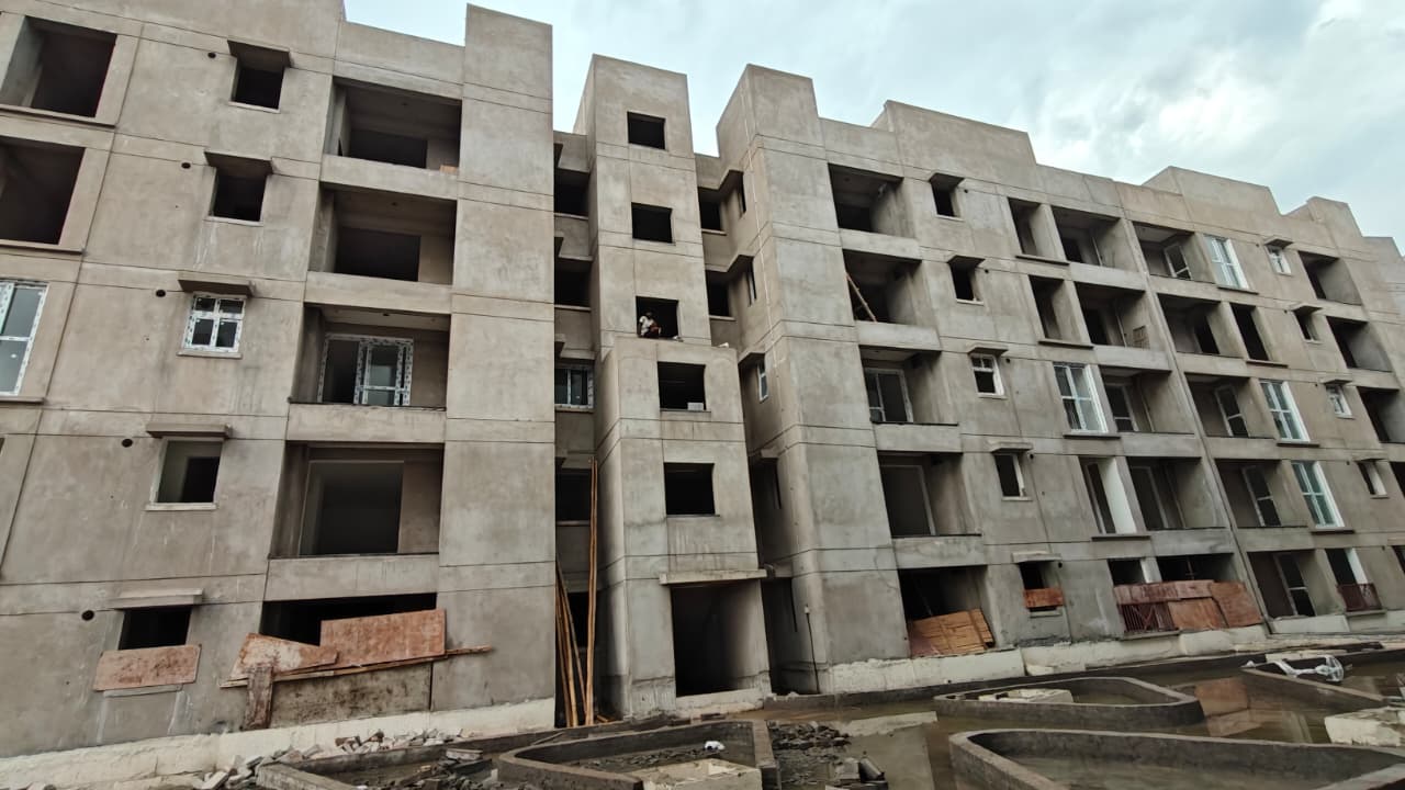 May'26 - Ashiana Elegance - T1 Structure Completed & Apartment Flooring In-progress
