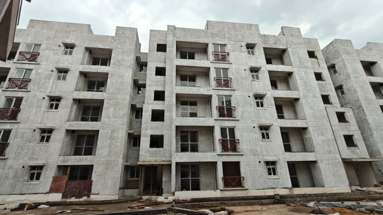 May'26 - Ashiana Elegance - T2 Structure & Apartment Flooring Completed